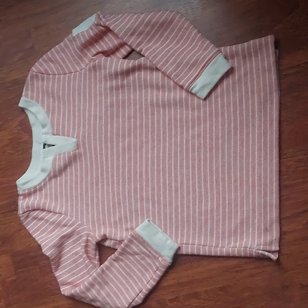 Jones New York sweatshirt